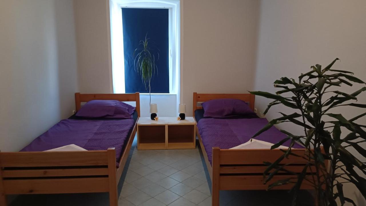 Studio Apartment Jemi Pula Eksteriør billede